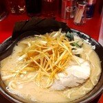 新松木 大和家 - 料理写真:ネギラーメン