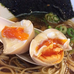 中華そば 麺や食堂 - 味玉