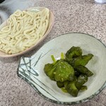 伊賀食堂 - 漬物も箸休めにいかが？