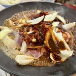 伊賀食堂 - 注文したお肉達はワンチームでやってきます！