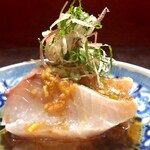 Ji-Cube - サワラの薬味ソースがけ
