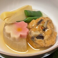 和食 清水 - [ランチ 清水小町] 煮物 ひろうす 筍 桜麩 青味