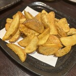 寿司居酒屋・藤 - 飲み仲間おすすめのアンチョビポテト