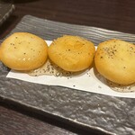 寿司居酒屋・藤 - 「カマンベールチーズ揚げ」だったかな？