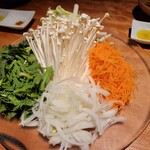 羊と小料理 meme - ラムしゃぶの野菜