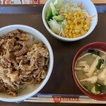 すき家 - 料理写真: