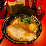 横濱家系ラーメン 六代目 野中家 - デフォルトラーメン身バレサービス仕様