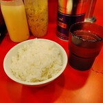 横濱家系ラーメン 六代目 野中家 - 税込み１００円食べ放題ライス