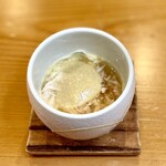 小判寿司 - 半分くらい食べたところで蟹味噌を入れて…。これまた最高に美味しい♡