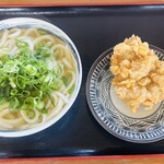うどん 一福 - かけ(温)中(麺2玉)¥400  鶏天¥200