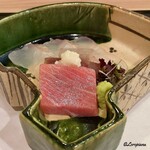 290022948 - 寒鮃に本鮪の赤身ヅケにトロの造り