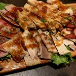 お肉の食べ放題専門店 個室 グリル＆バル 新宿本店 - 