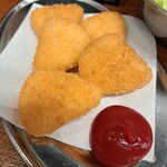 串屋横丁 - カマンベールチーズ揚げ