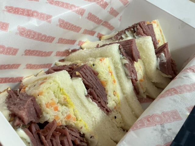 BROZERS' Take Out Ningyo Cho Ten photo 5