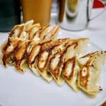 ぎょうざ専門店 赤萬 - 