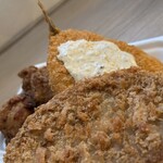 鶏王 - 見事な茶色のオンパレード笑