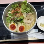 鶏白湯麺 蔭山樓 - 
