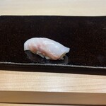 鮨　八面六臂 - 