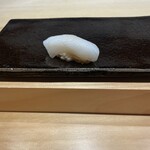 鮨　八面六臂 - 