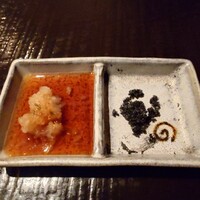 鉄板焼　ぼんの - ステーキソース、炭塩