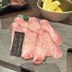 近江牛専門店 万葉 まえだ亭 - 