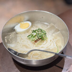 炭火焼肉　仁 - 