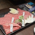 炭火焼肉　仁 - 