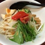 えび豚骨拉麺 春樹 - ピリ辛ゴマ冷やし中華麺