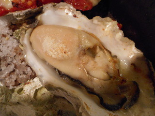フィッシャーマンズマーケットオイスターバー - 焼き牡蠣のジャポネーゼ