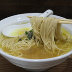 NIBOSHI MANIA - 黄ニラ煮干ソバの麺（いつものやつ）