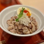 麦と麺助 - 炙りチャーシュー丼 390円