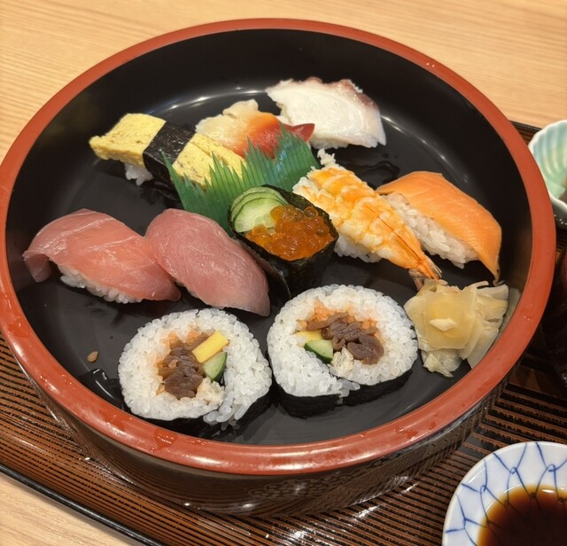 Hiro Zushi Sakae Chika Ten