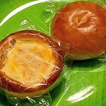 bulangerie Fossette - 料理写真:グラタンのパンとあんパン。