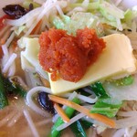 幸楽苑 - 辛ニンニク投入