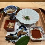290068931 - ランチコース 八寸 鰻ざく・共水うなぎ刺・虎ふぐかわ・肝焼