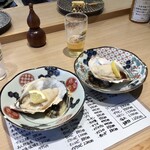 立ち食い寿司 極 - 真牡蠣です。