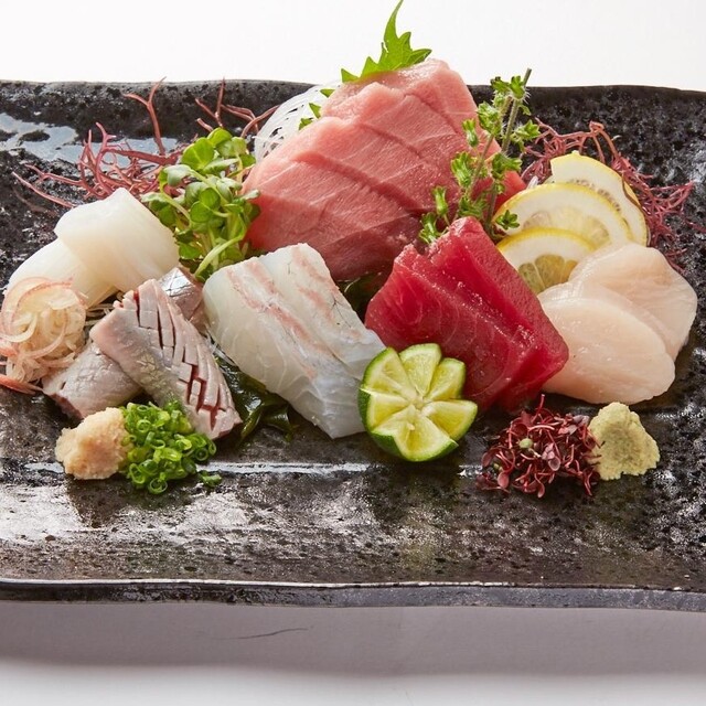 Tsukiji Sushi Ko Shinjuku Higashiguchi Ten photo 3