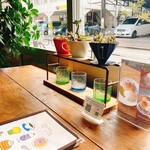 Vegan Cafe PQ's - テーブルの上も素敵