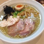 志縁 - 鶏と魚介の冷やしそば　￥800