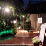 Warehouse Garden - 店入口