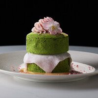 パンケーキ　桜と抹茶のアルモニア