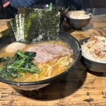 家系ラーメン クックら - オオメ