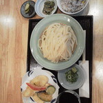 手打ちうどん ほそ井 - ささみカツの饂飩とランチわらびもちセット