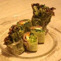 うしごろバンビーナ 渋谷店 - ■「ビーフ・スプリングロール」（500円）は、
                いずれも渋谷店限定