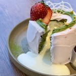 290101198 - とろけるチーズクリームの贅沢シフォンケーキ〜濃厚抹茶といちご〜 ＠1,150