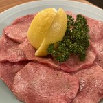 焼肉ホルモン金樹 - 