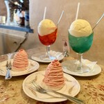 ゆりあぺむぺる - ・ゆりあぺむぺるクリームソーダ 40年の歴史（ザクロ）
・Cream Soda おしゃまなエイミー(フルーツミックス)
・ピンクモンブラン
