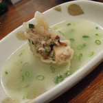 上海わんたん・食彩厨房 - 椎茸わんたん喰らう