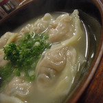 上海わんたん・食彩厨房 - 上海わんたん＠海老わんたん（８個）ズームアップ