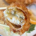 和食処 山女魚 - 海老フライの断面